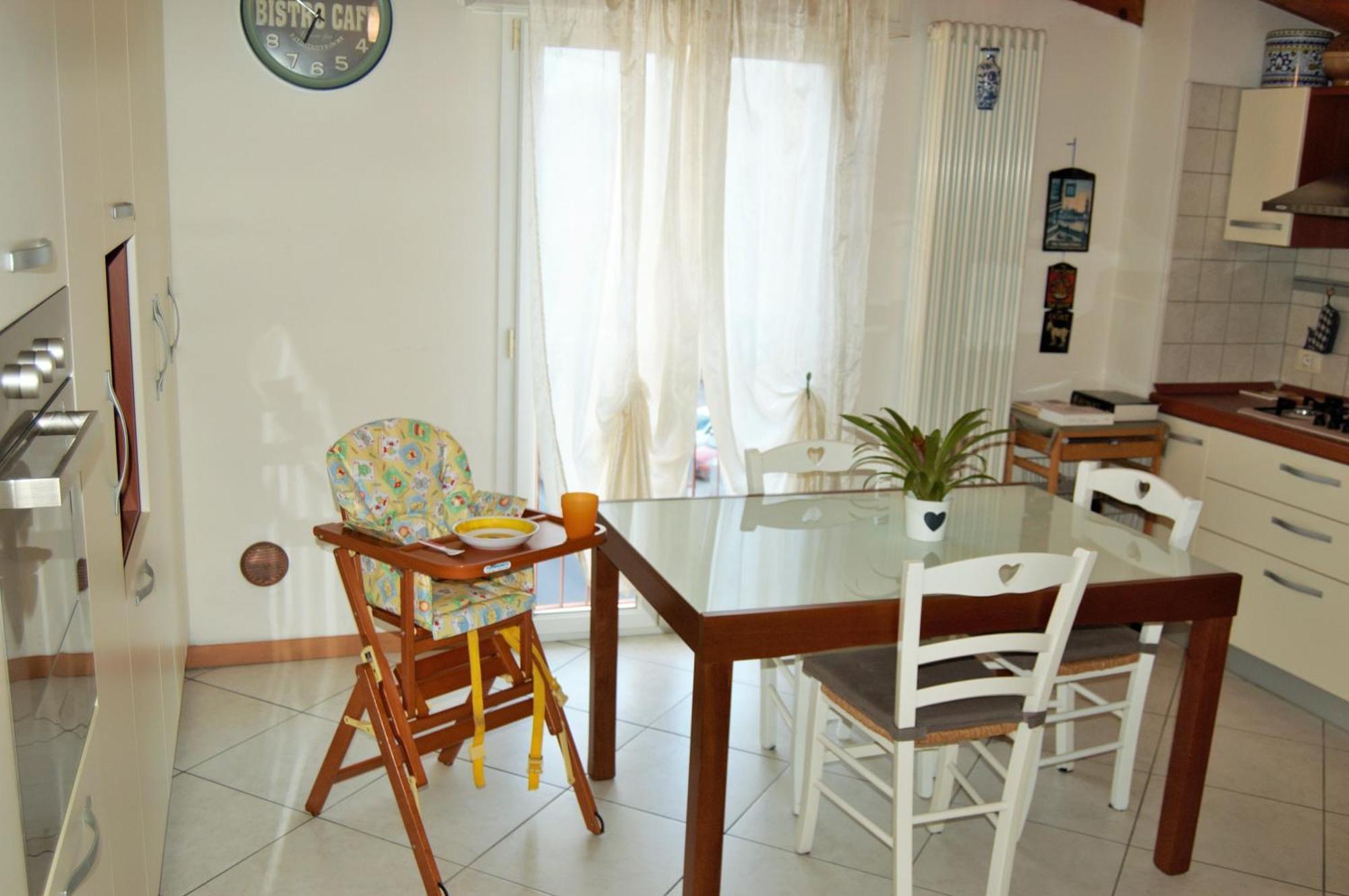 Il Glicine A Apartment Pesaro